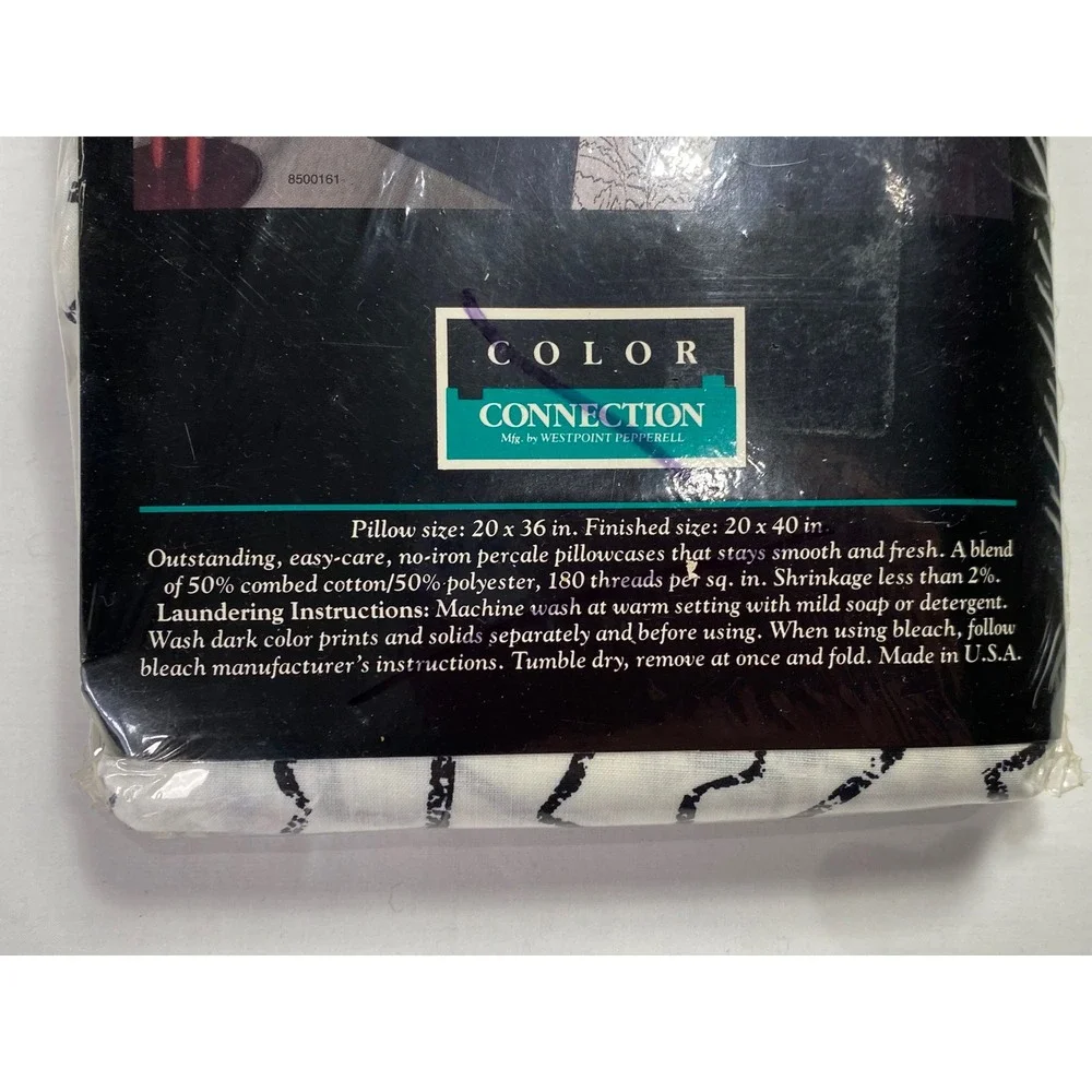Vintage Color Connection WestPoint Pepperell King Pillowcases‎ Black White 2pk